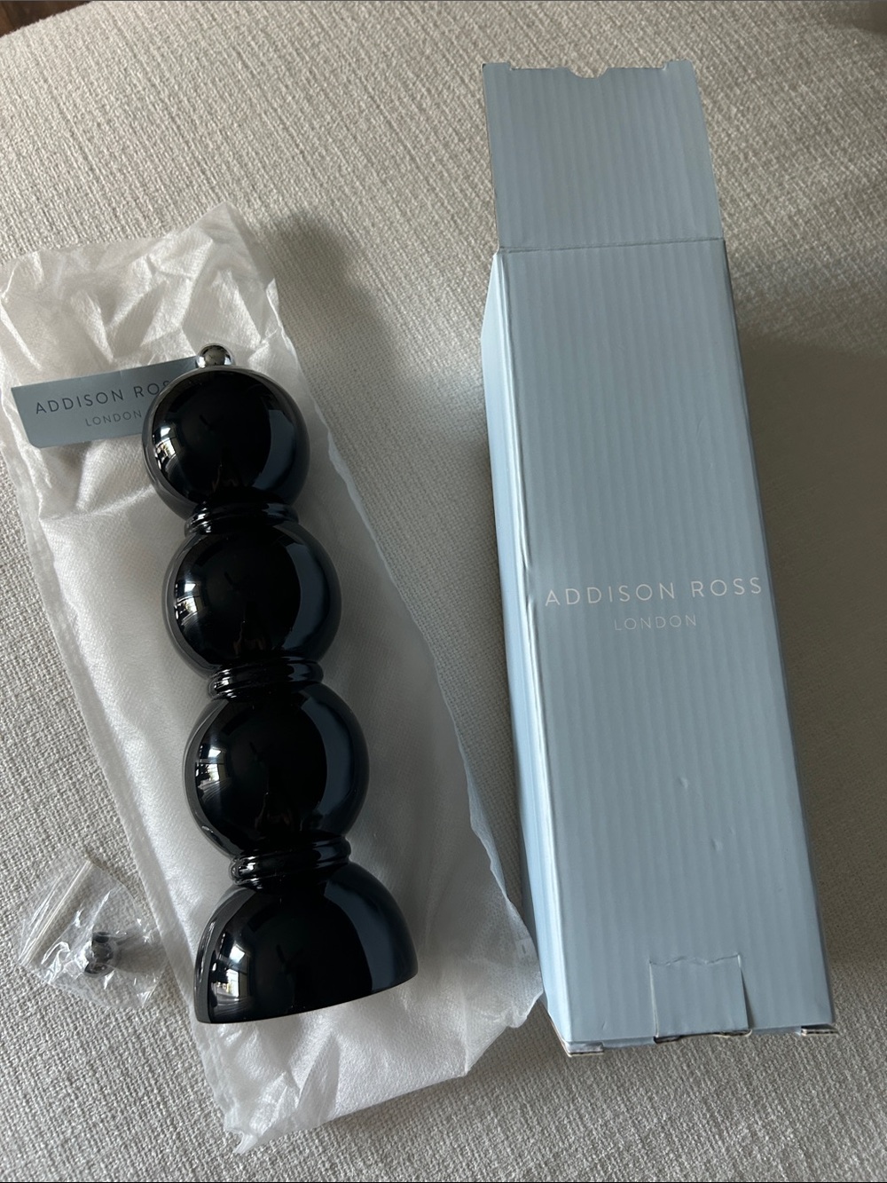 Addison Ross Glossy Black Bubble salt/pepper mill